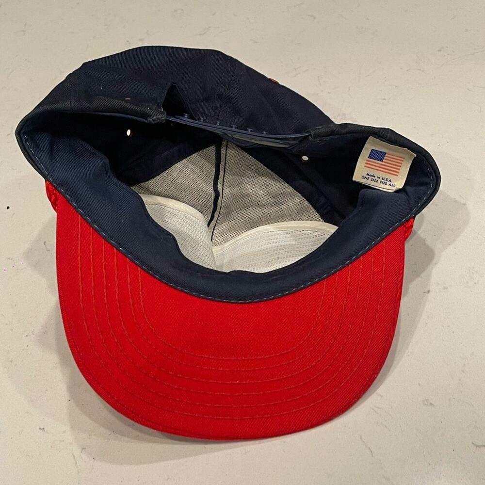 Budweiser Navy and Red Cap - Picture 5 of 5